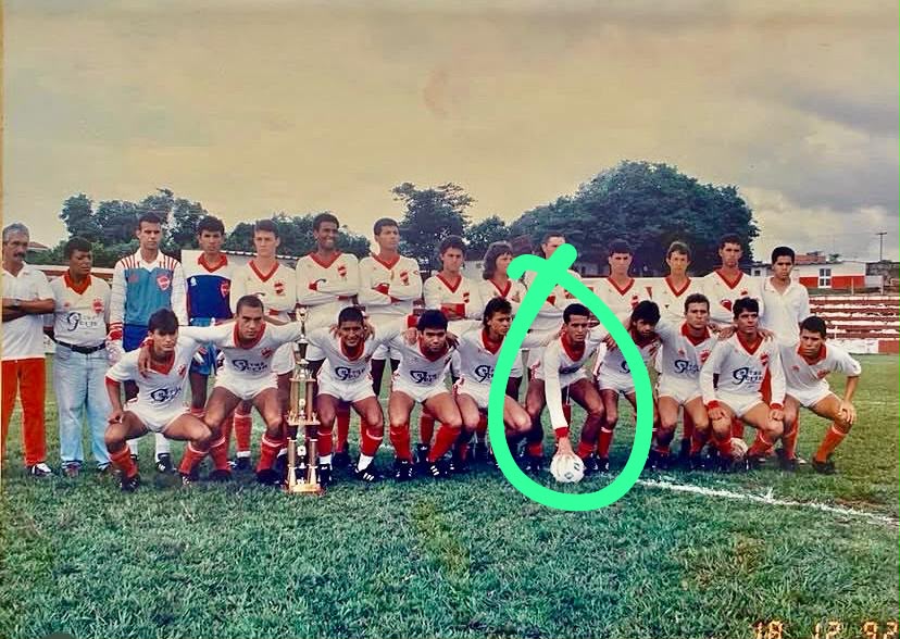 Equipe de base com André Goiano destacado